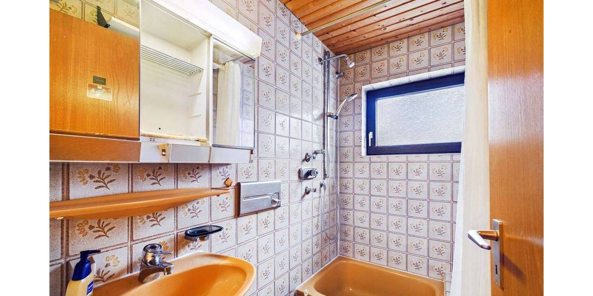 Doppelhaushälfte Neuhausen auf den Fildern - 5 Zimmer, 203 m&sup2;, 639.000&euro; | Angebot:26376797