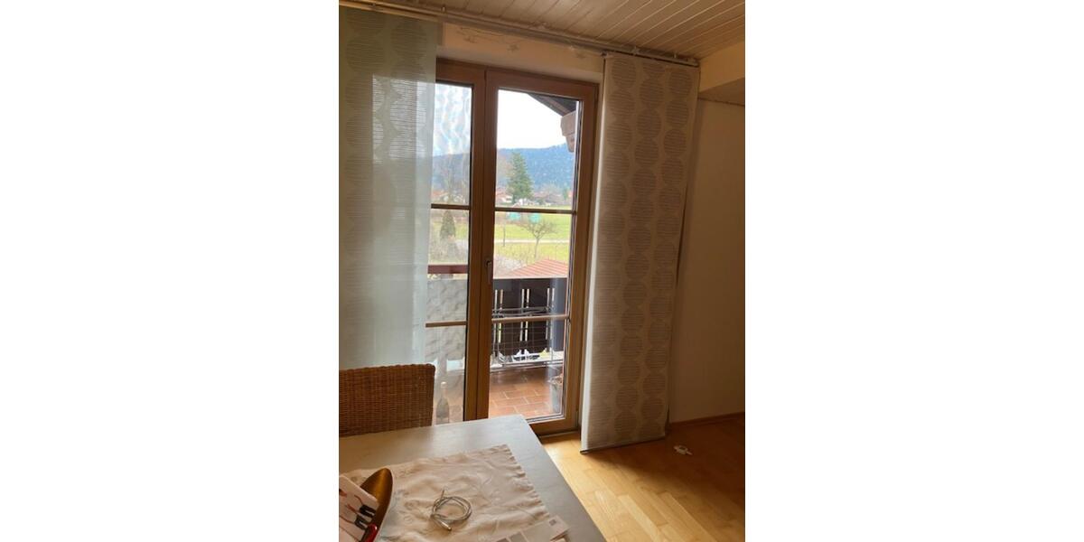 Dachgeschoßwohnung Bergen - 3 Zimmer, 73 m&sup2;, 1.100&euro; | Angebot:25281049