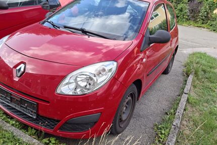 Renault Twingo 108.553 km 1.800 &euro; Garmisch.-Partenkirchen 82467