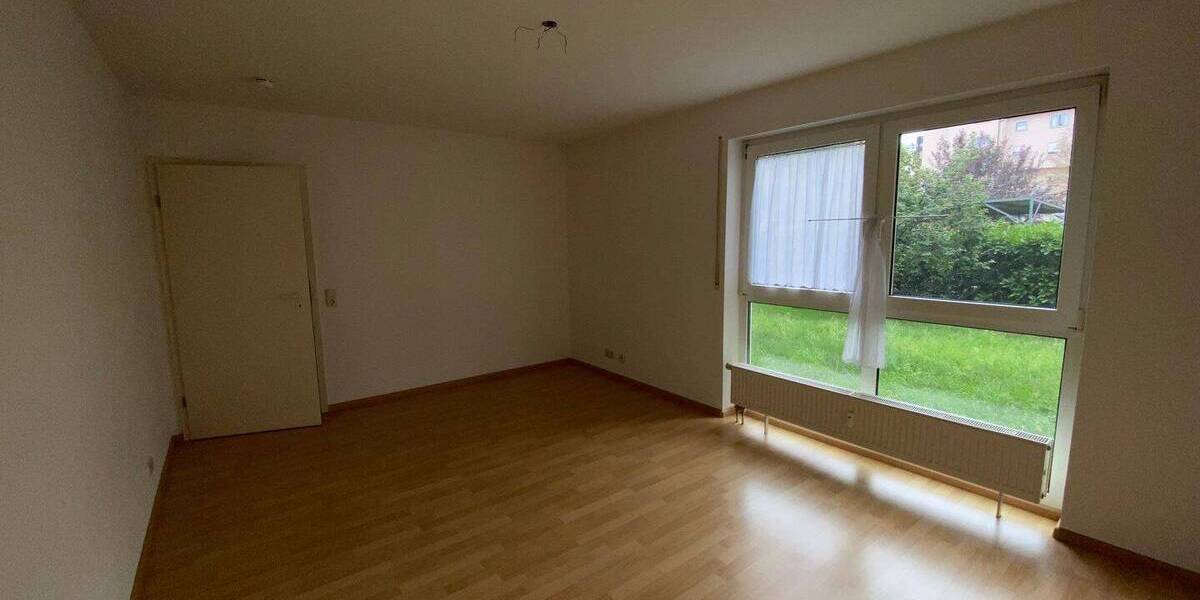 Etagenwohnung Weil am Rhein - 2 Zimmer, 63 m&sup2;, 650&euro; | Angebot:26261694