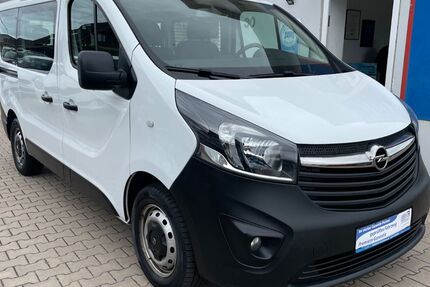 Opel Vivaro 178.151 km 11.999 &euro; Jade 26349
