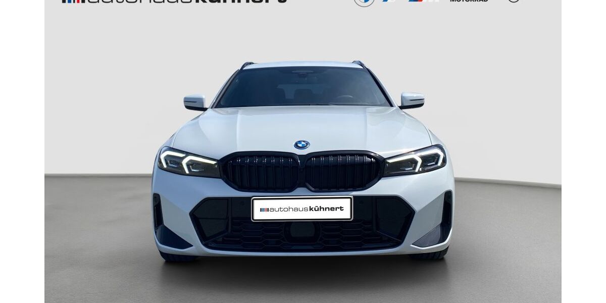 BMW 330 7.583 km 57.285 &euro; Zwickau 08060