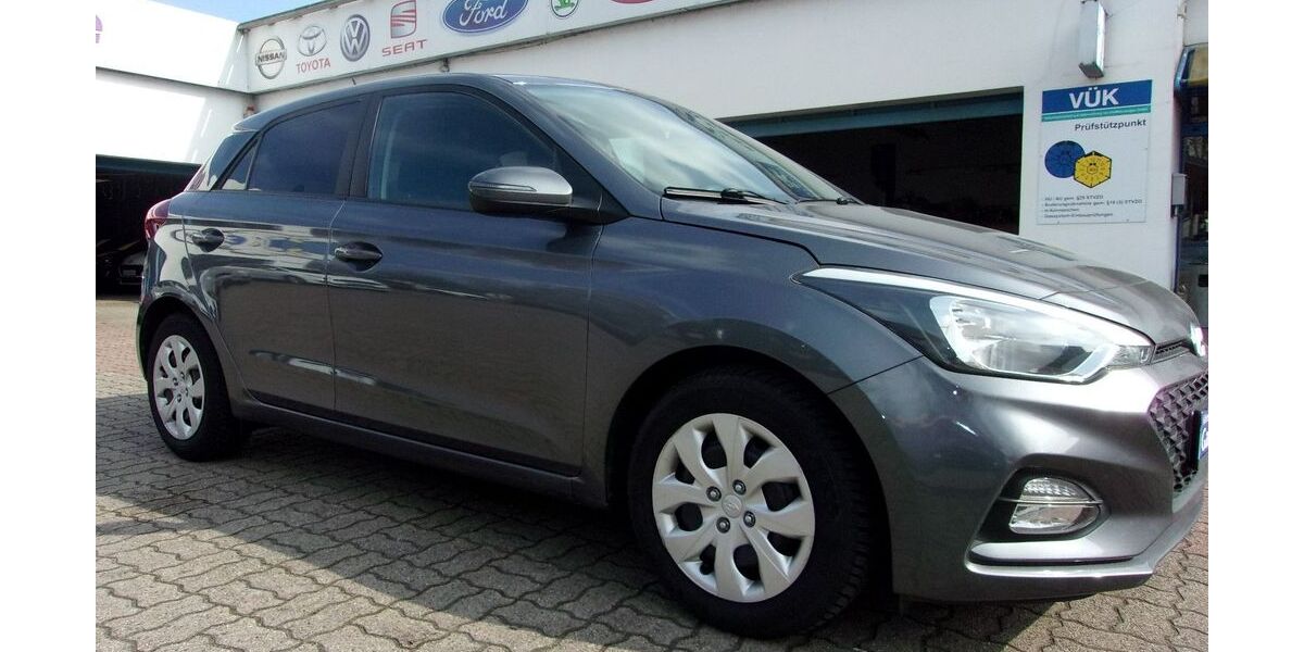 Hyundai i20 64.500 km 11.900 &euro; Herford 32051
