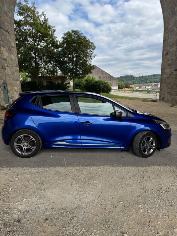 Clio