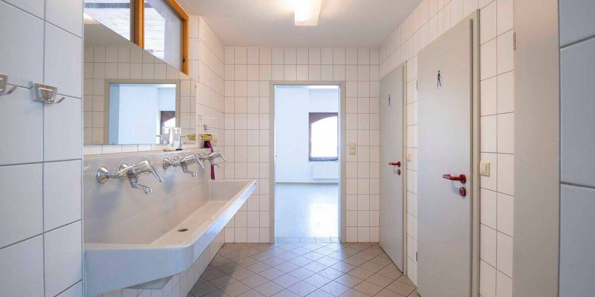 Gewerbeobjekt Alpirsbach Peterzell - 339.000&euro; | Angebot:26788800