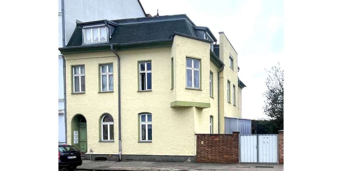 Etagenwohnung Brandenburg an der Havel - 4 Zimmer, 110 m&sup2;, 822&euro; | Angebot:26881259