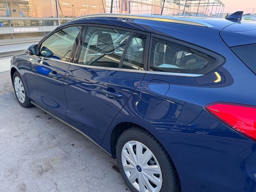 Ford Focus 59.600 km 14.900 € Crailsheim 74564