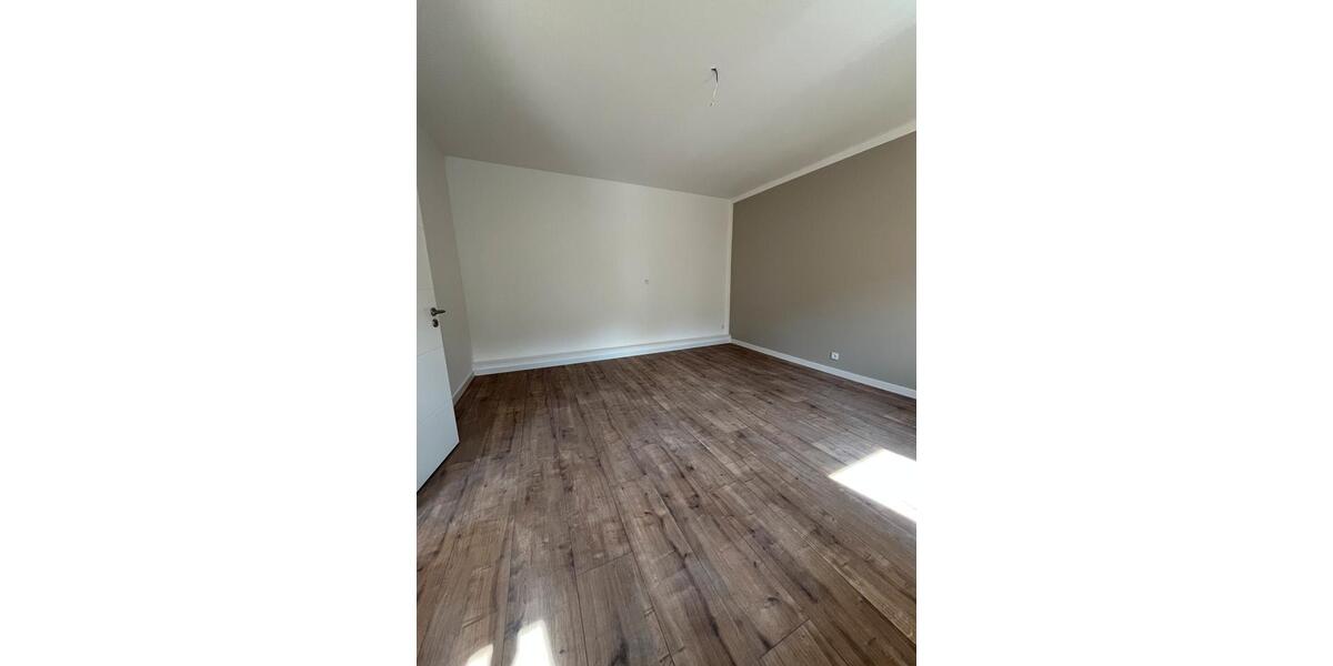 Etagenwohnung Meißen - 3 Zimmer, 82 m&sup2;, 890&euro; | Angebot:26267935