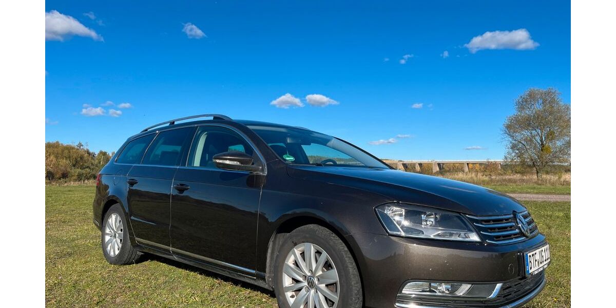 VW Passat Variant 95.384 km 8.700 &euro; Muldestausee 06774