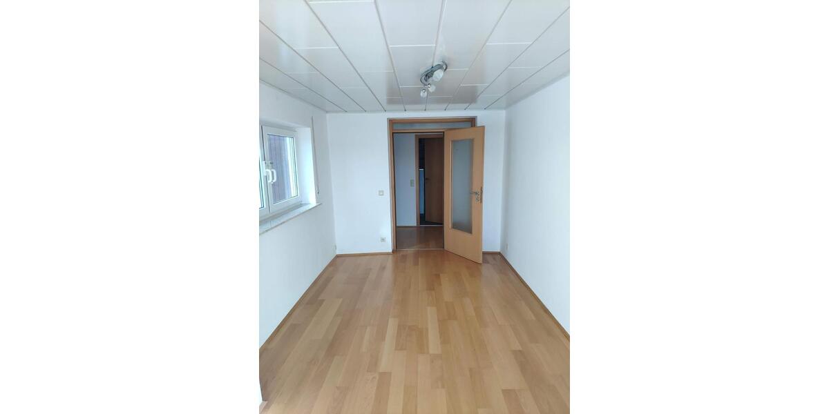 Etagenwohnung Meßstetten - 3.5 Zimmer, 103 m&sup2;, 800&euro; | Angebot:24717635