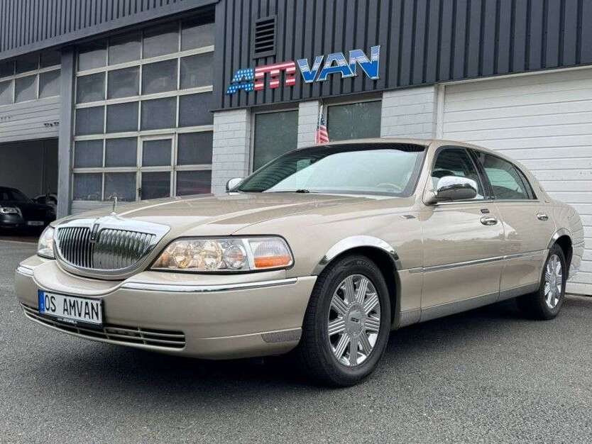 Town Car