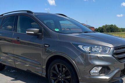 Ford Kuga 76.110 km 20.550 &euro; Großheide 26532