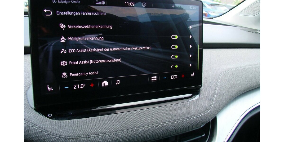 Skoda Enyaq 60 Loft Wärmepumpe ACC LED Kamera 21.632 km 28.980 &euro; Falkensee 14612