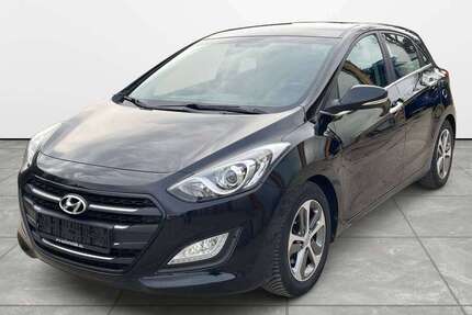 Hyundai i30 71.000 km 9.890 &euro; Hannover 30165