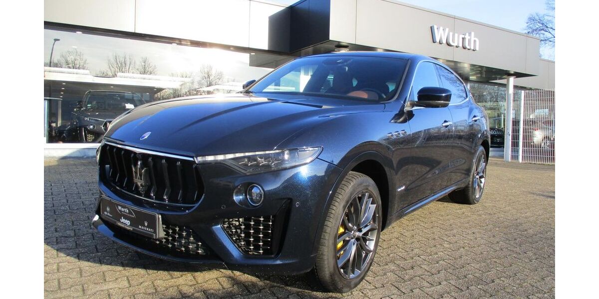 Maserati Levante 83.400 km 48.900 &euro; Schwerte 58239