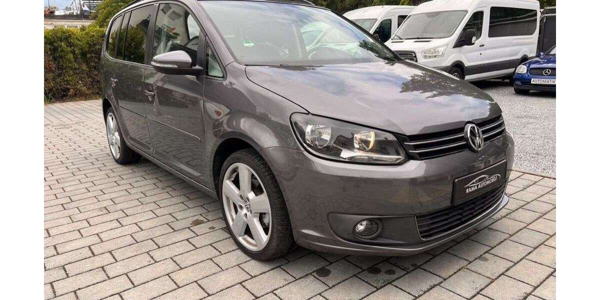 VW Touran 106.000 km 7.650 &euro; Ludwigsburg 71642