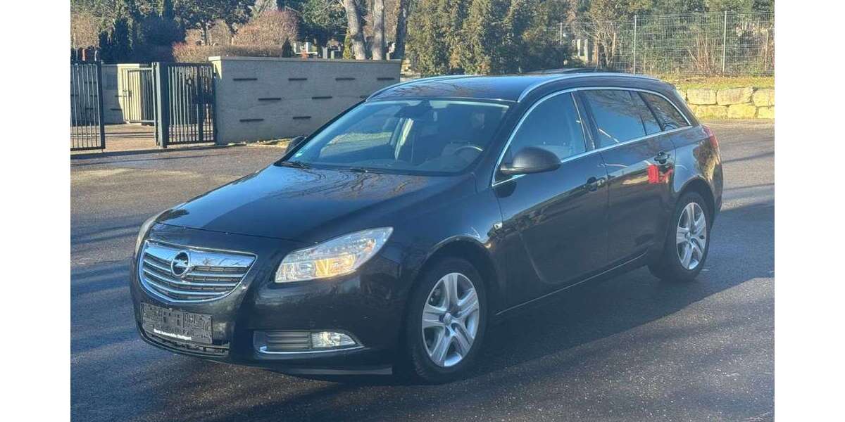 Opel Insignia 218.000 km 2.999 &euro; Stuttgart 70374