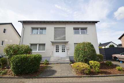 Wohnung Brühl - 3 Zimmer, 78 m&sup2;, 850&euro; | Angebot:27317317