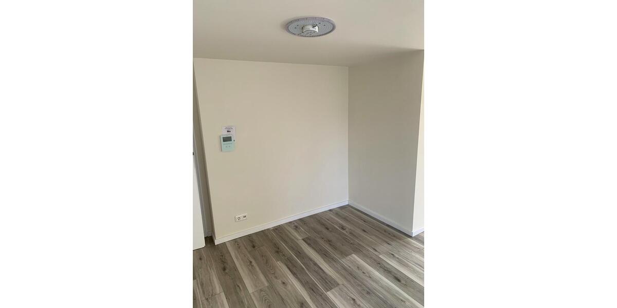 Dachgeschoßwohnung Fürth Altstadt - 2.5 Zimmer, 52 m&sup2;, 225.000&euro; | Angebot:26416036