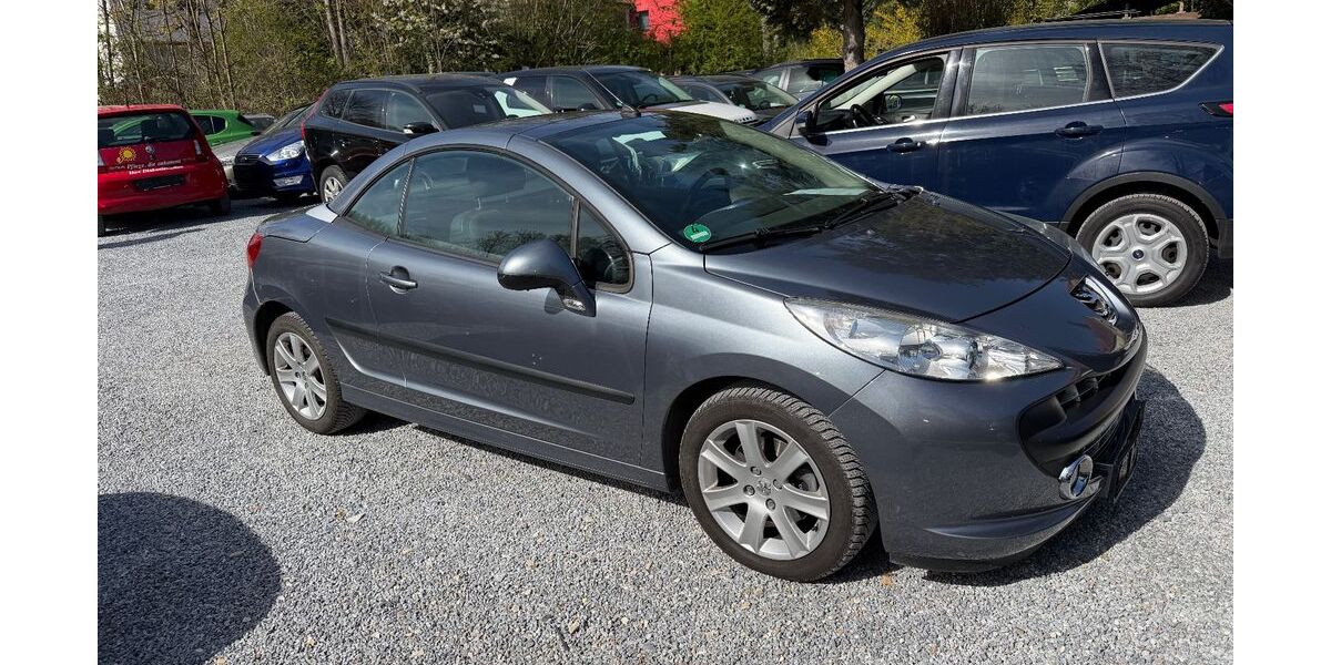 Peugeot 207 99.000 km 3.999 &euro; Detmold 32758