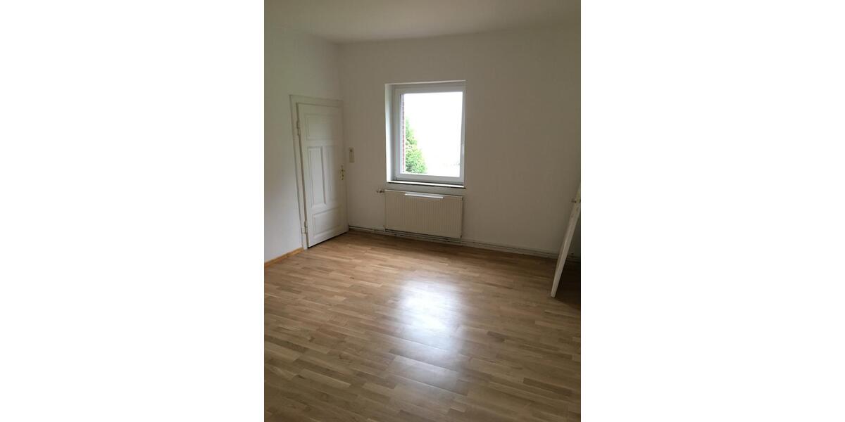 Einfamilienhaus Velpke - 8 Zimmer, 185 m&sup2;, 1.350&euro; | Angebot:26694275