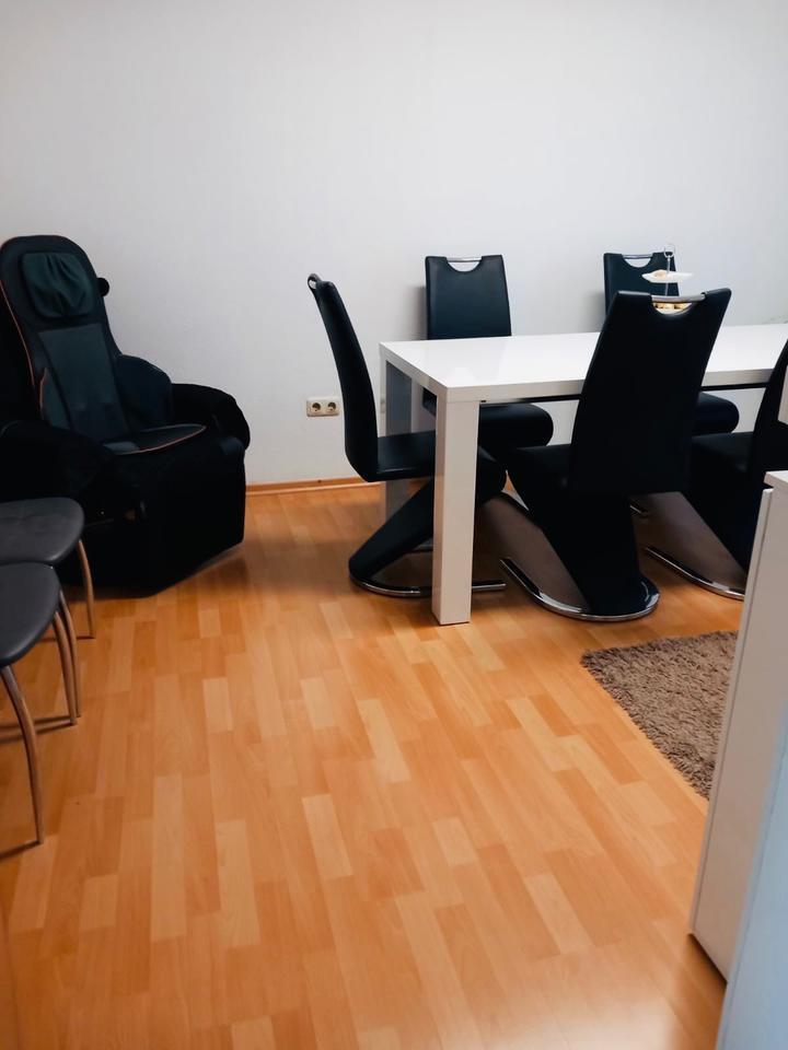 3-Zimmer-Wohnung (EG) mit Kamin und Gartenzugang - Holenbrunn