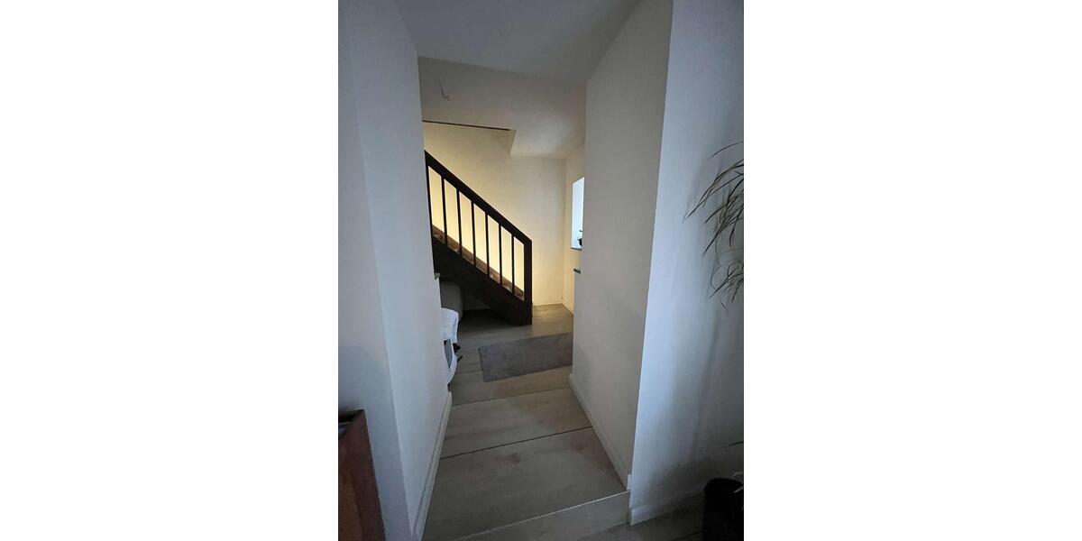 Exklusive 4-Raum-Wohnung mit großer Terrasse im historischen Gutshaus am Lankower See (WE01) 4 zimmer