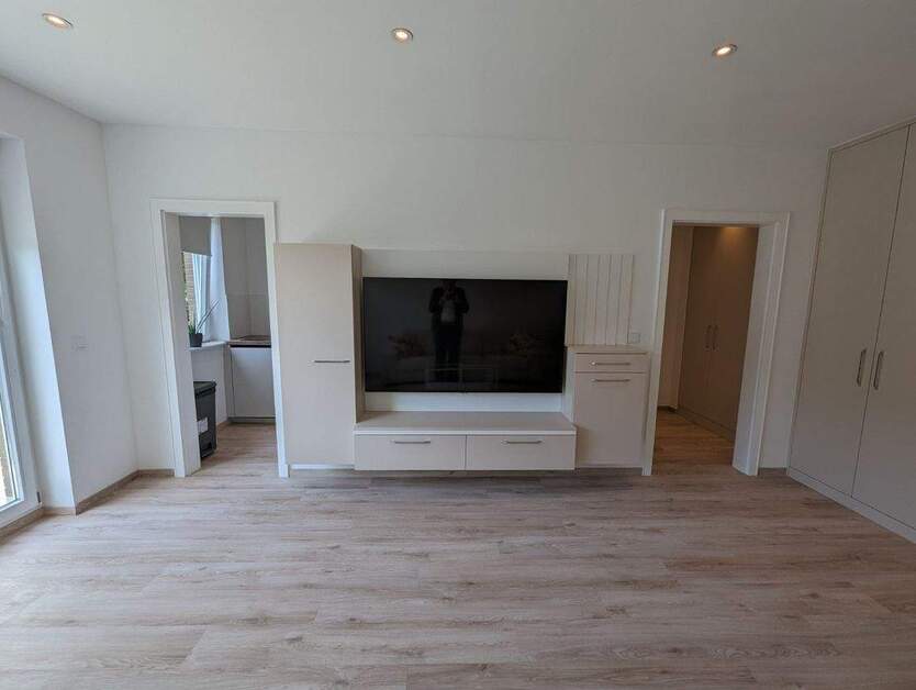 Schöne 2-Zimmer-Wohnung mit Balkon und EBK 2 zimmer