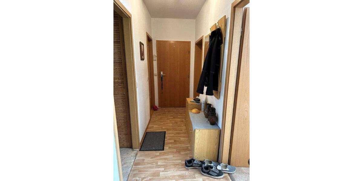 Gepflegte 3 Zi.-Wohnung mit Balkon und Einbauküche - Etagenwohnung Kaulsdorf | Angebot:26120376