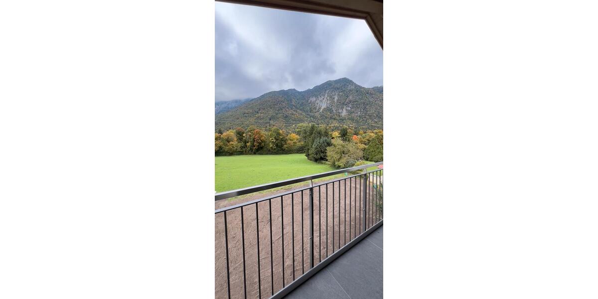 Dachgeschoßwohnung Bad Reichenhall - 2 Zimmer, 73 m&sup2;, 1.500&euro; | Angebot:26378744