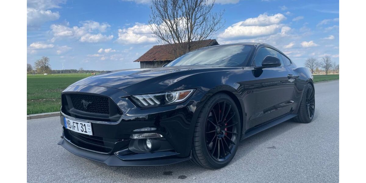 Ford Mustang 45.000 km 35.000 &euro; Holzkirchen 83607
