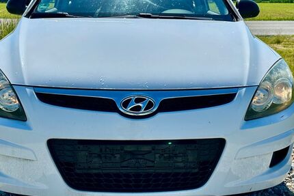 Hyundai i30 86.990 km 3.650 &euro; Großkarolinenfeld 83109