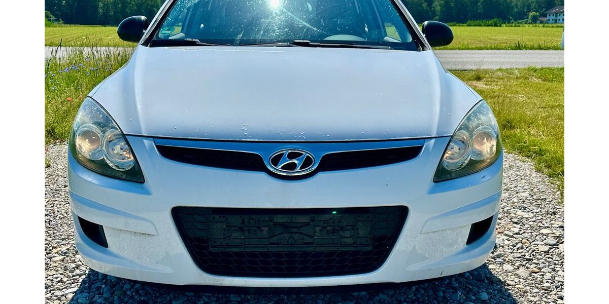 Hyundai i30 86.990 km 3.650 &euro; Großkarolinenfeld 83109