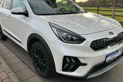Kia Niro 24.441 km 17.999 &euro; Sottrum 27367