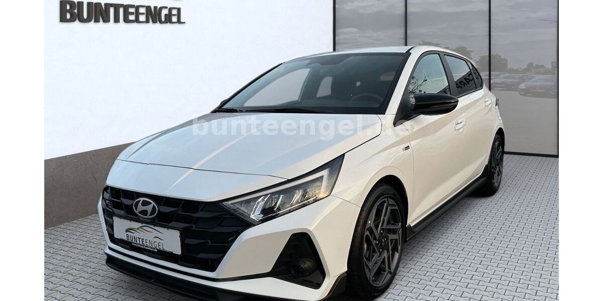 Hyundai i20 15.443 km 15.990 &euro; Flörsheim am Main 65439