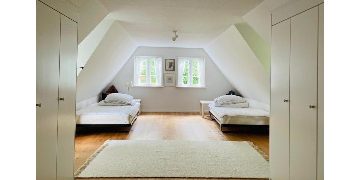 Einfamilienhaus Süderbrarup - 9 Zimmer, 381 m&sup2;, 850.000&euro; | Angebot:27004447
