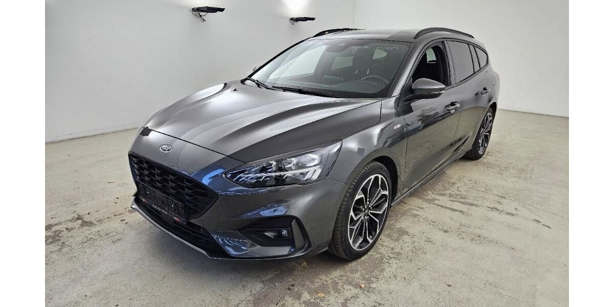 Ford Focus 69.500 km 21.490 &euro; Schortens 26419