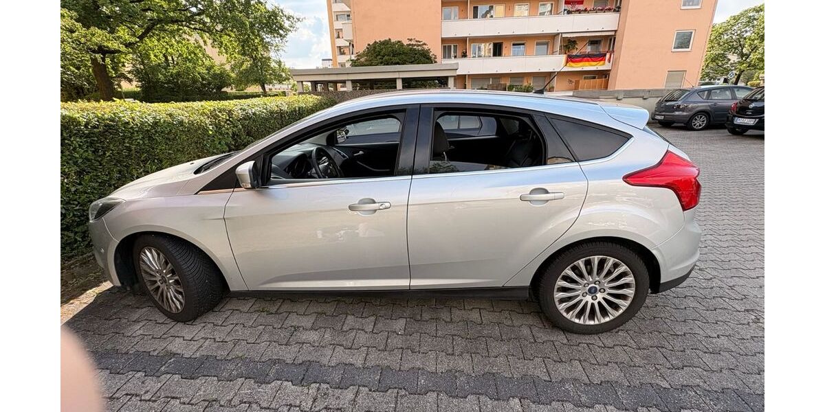 Ford Focus 62.000 km 4.999 &euro; München 80688