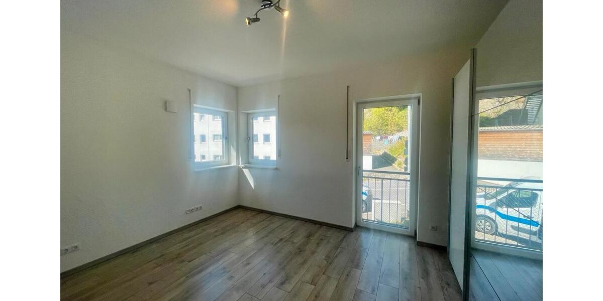 Einfamilienhaus Passau Maierhof - 8 Zimmer, 193 m&sup2;, 2.300&euro; | Angebot:26320941