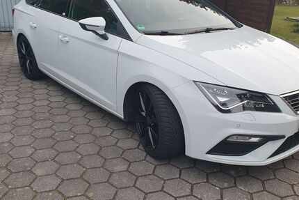 Seat Leon 107.000 km 20.500 &euro; Nittenau 93149