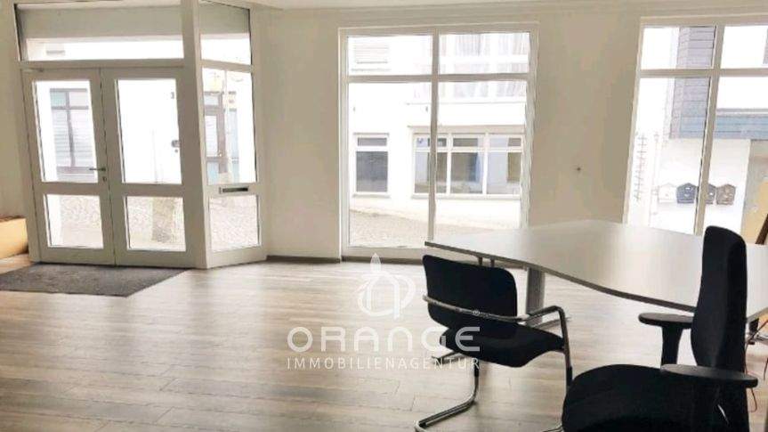 Gewerbeobjekt Bad Salzuflen Innenstadt - 3 Zimmer, 155 m&sup2;, 180.000&euro; | Angebot:25670712