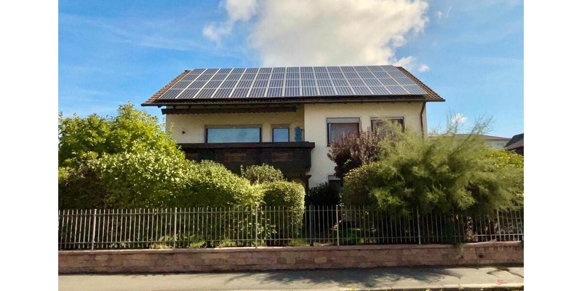 Einfamilienhaus Neustadt bei Coburg - 8 Zimmer, 235 m&sup2;, 1.550&euro; | Angebot:26480767