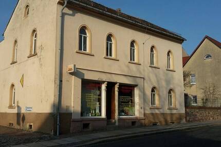 Laden oder Büro mit viel Potential in Kleinstadt Nossen zu vermieten! 3 zimmer