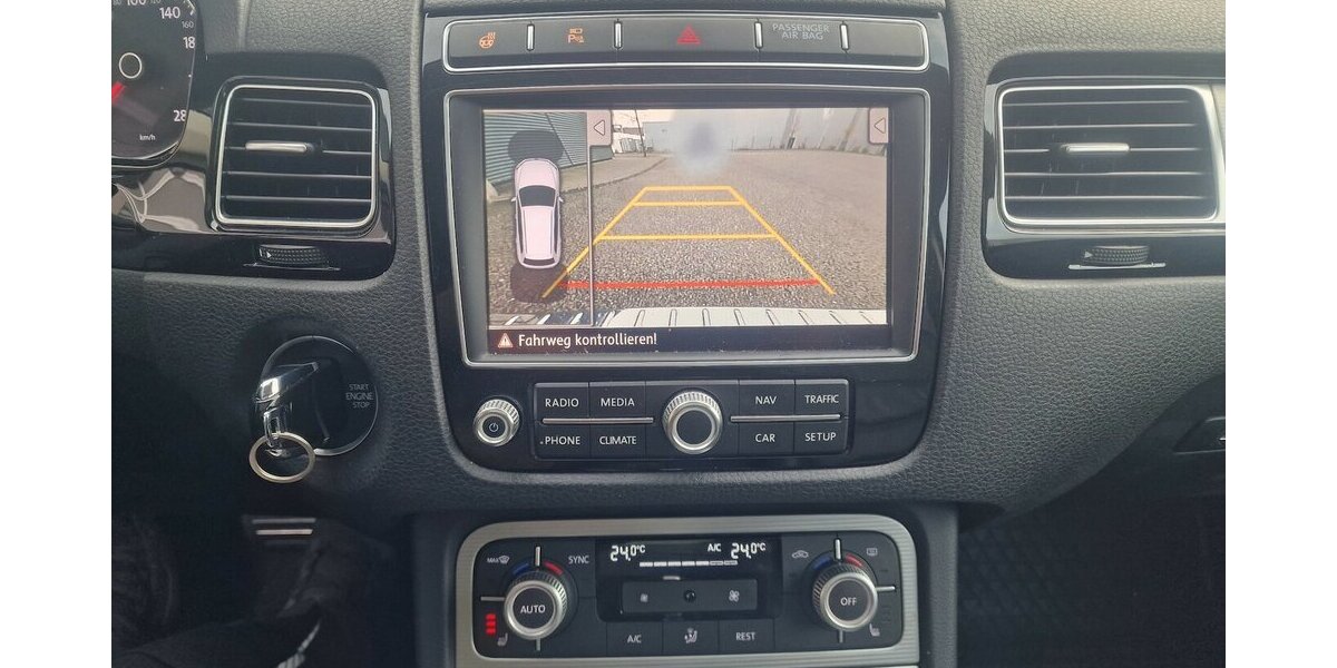 VW Touareg V6 TDI R-Line NAVI Luftfederung AHK 190.000 km 18.998 &euro; Landau 76829