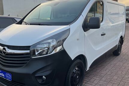 Opel Vivaro 81.800 km 12.700 € Berlin 13127