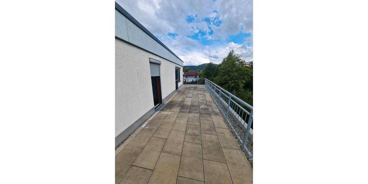 Dachgeschoßwohnung Pfullingen - 3 Zimmer, 80 m&sup2;, 320.000&euro; | Angebot:27261702