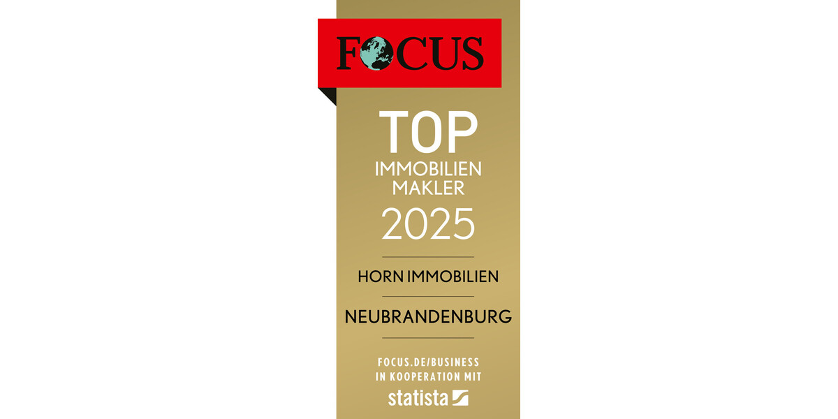HORN IMMOBILIEN++RESERVIERT! Neustrelitz, vermietetes MFH mit 10 Wohneinheiten, Stellplätzen und Keller - Mehrfamilienhaus, Wohnhaus Neustrelitz | Angebot:25571441