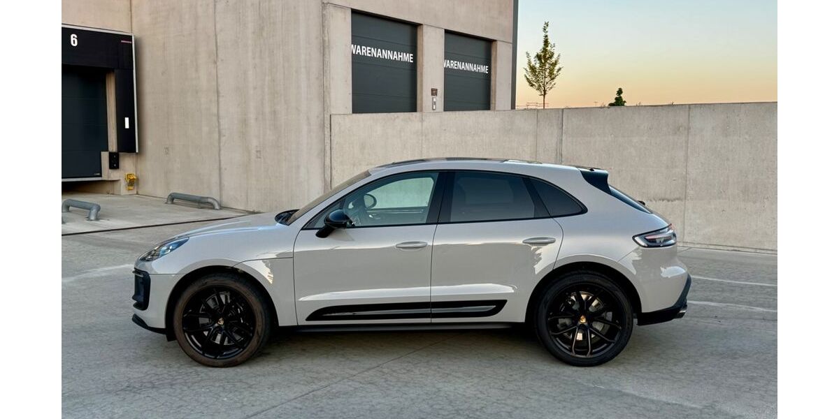 Porsche Macan 2.500 km 106.500 &euro; Gundelfingen 89423