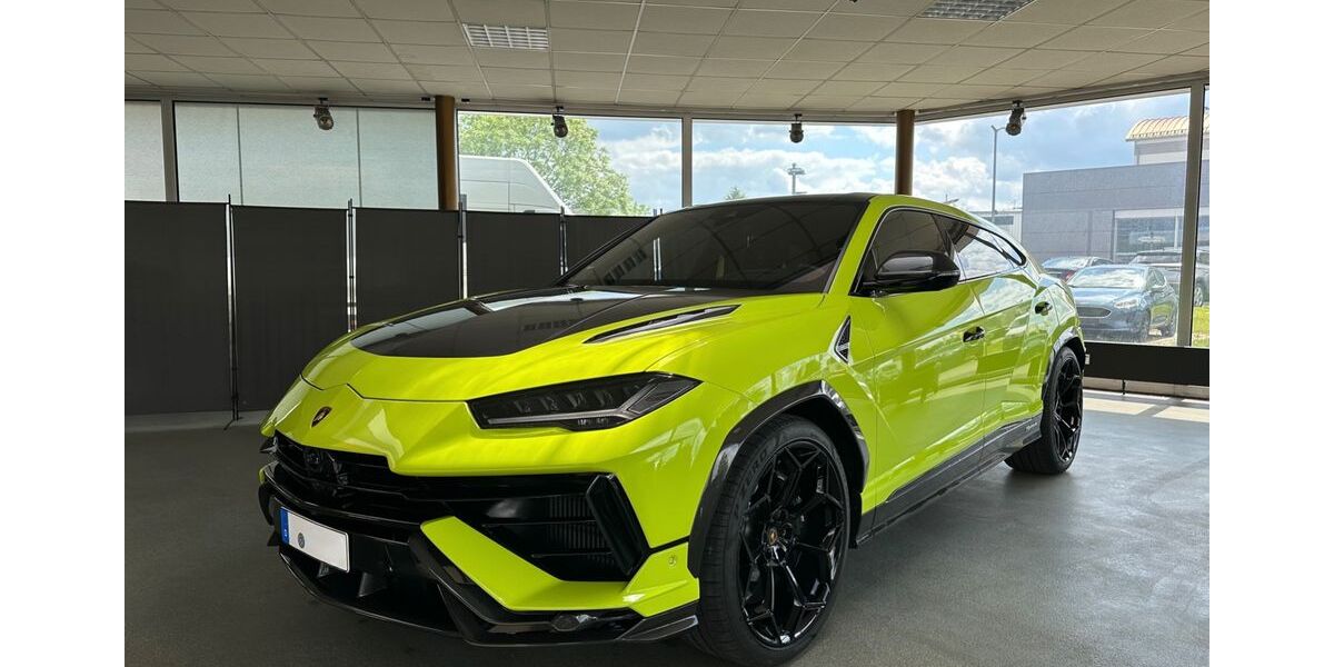 Lamborghini Urus 11.750 km 368.900 &euro; Buchloe 86807
