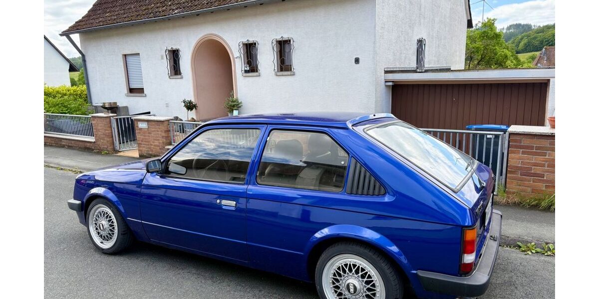 Opel Kadett 9.000 km 16.499 &euro; Weilrod 61276